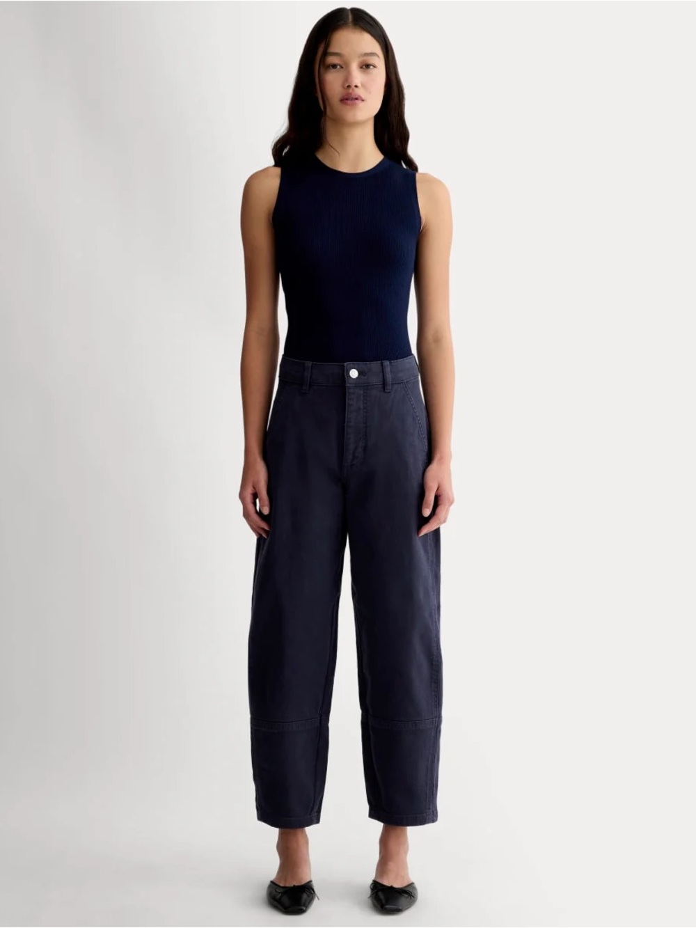 Everlane The Utility Barrel Pant in Navy size 10 Regular high rise
